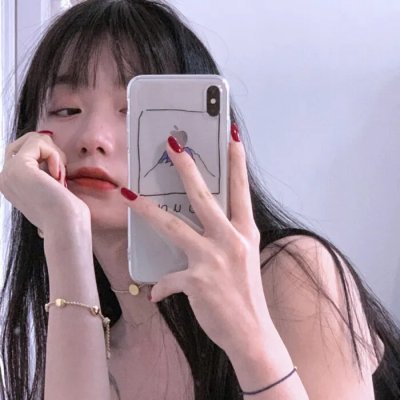 闪亮女孩海报
