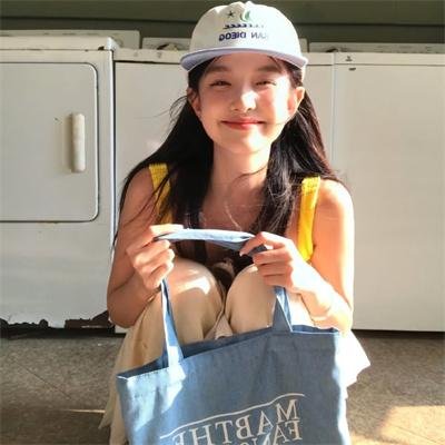 厄洛米亚海报